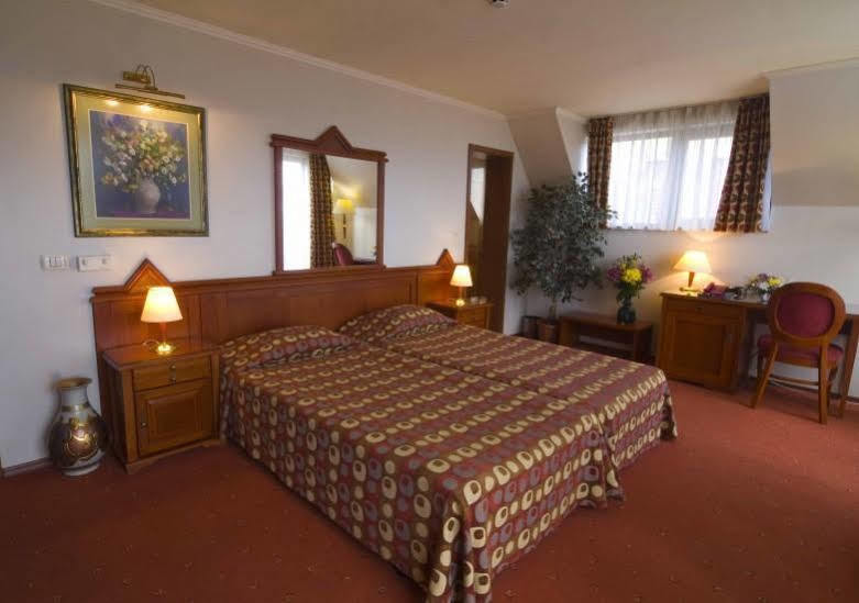 Hotel Central Veliko Tarnovo Room photo